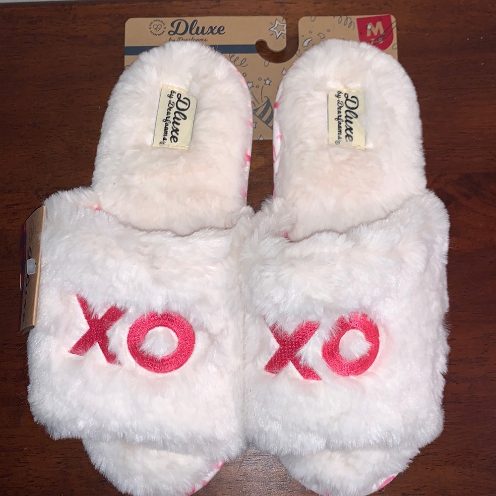 DEARFOAMS DLUXE BRAND NEW SIZE MEDIUM (7-8) SUPER CUTE MEMORY FOAM SLIPPERS
